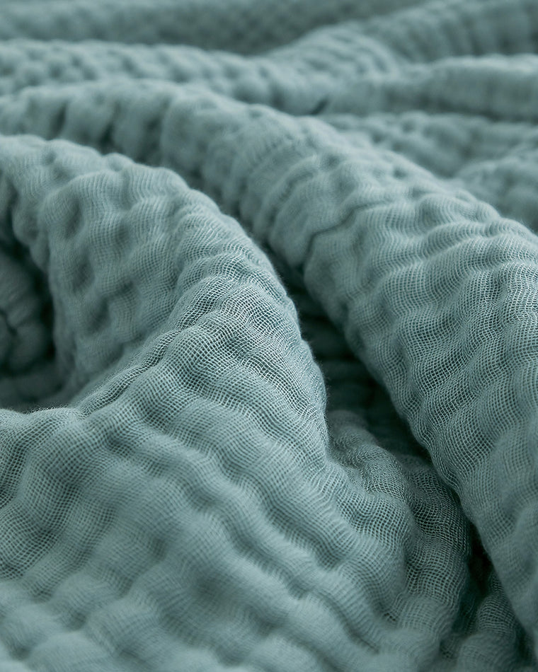 Four-Layer Cotton Gauze Throw, The air does the work