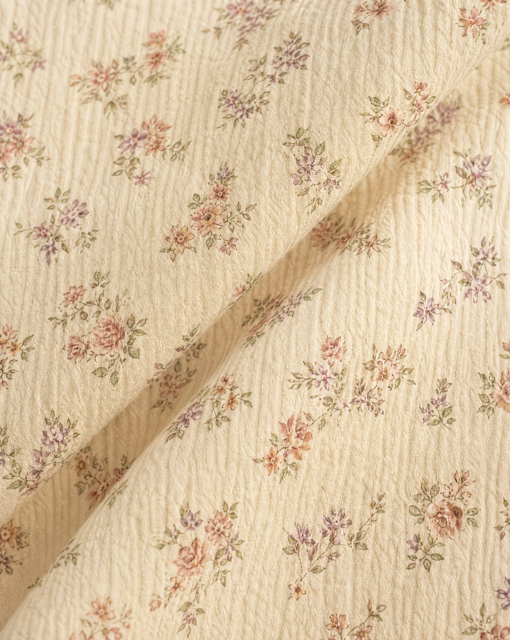 Ditsy Floral Duvet Set — close-up on a fold
