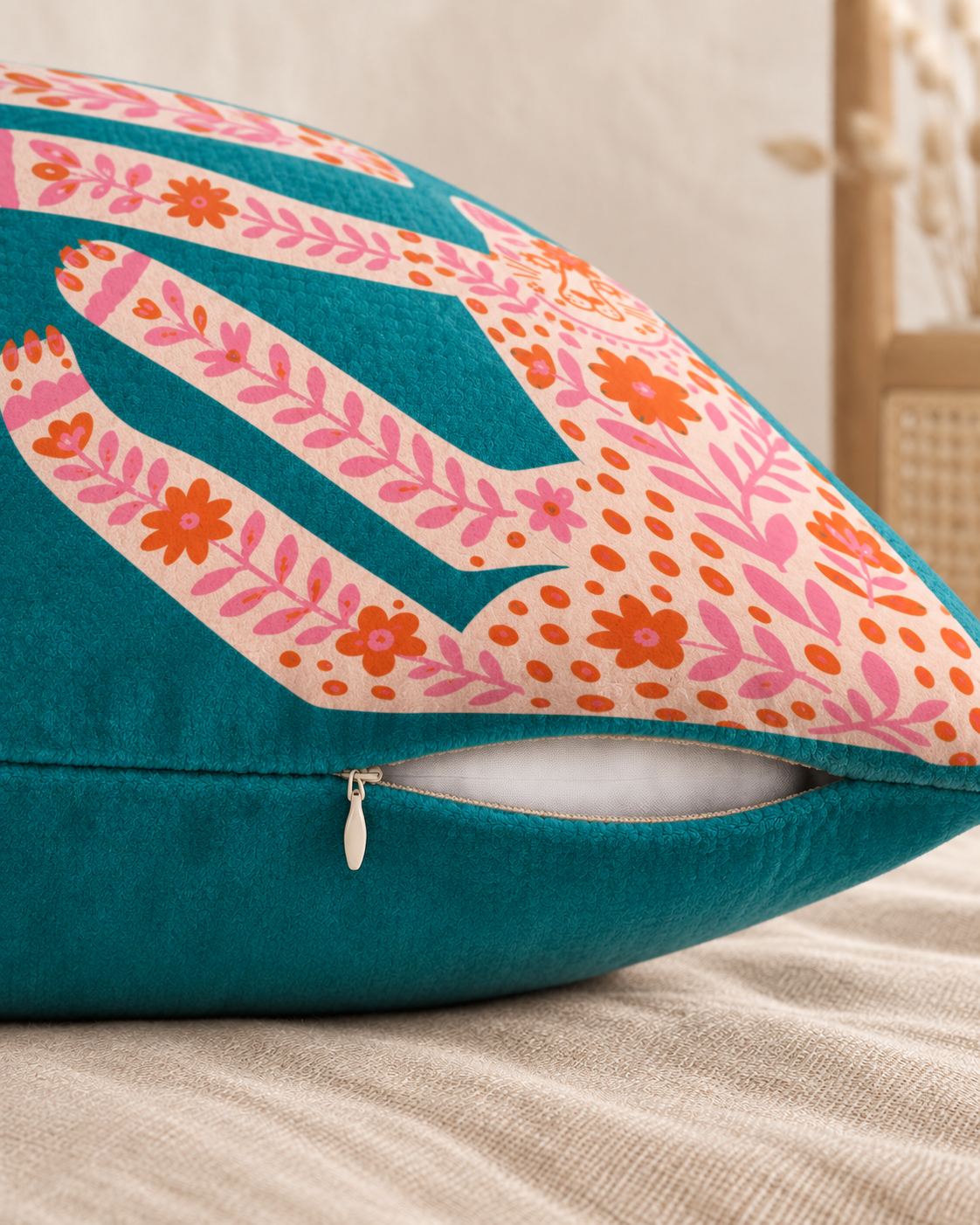 Folk Leopard Cotton Velvet Pillow Cover, zipper and edge detail