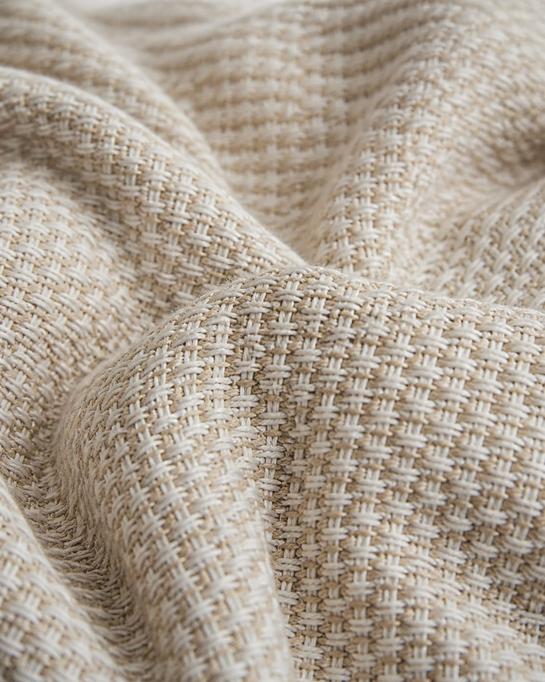 Basketweave Cotton Throw, macro of the basketweave