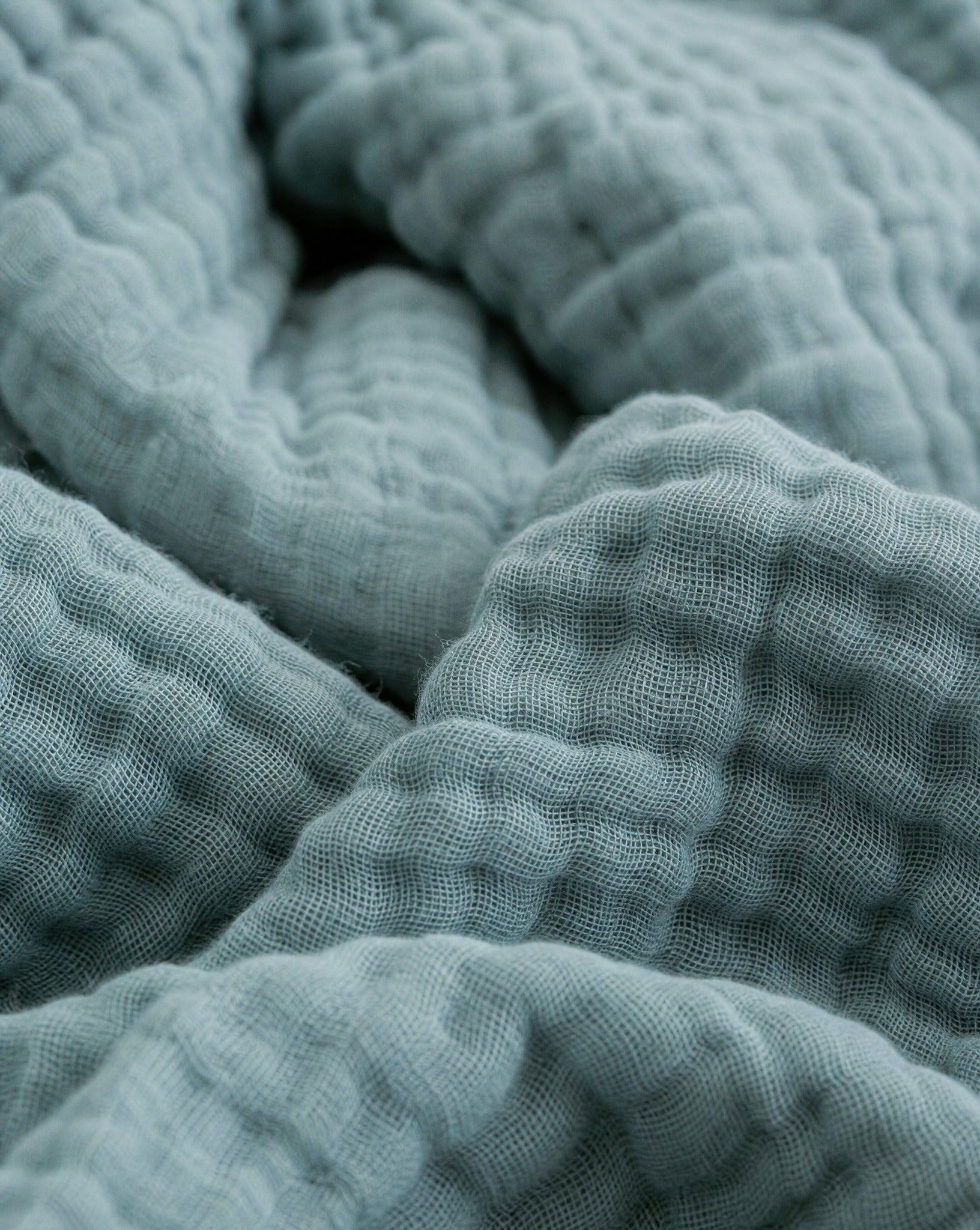 Four-Layer Cotton Gauze Throw, macro of the weave