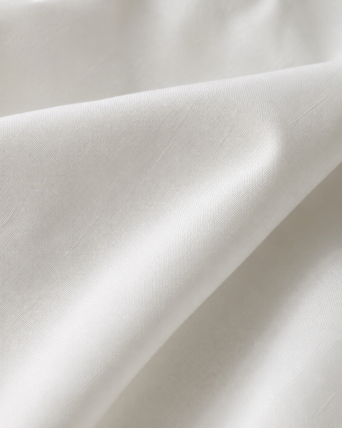 Cotton Percale Duvet Cover, close-up on a fold