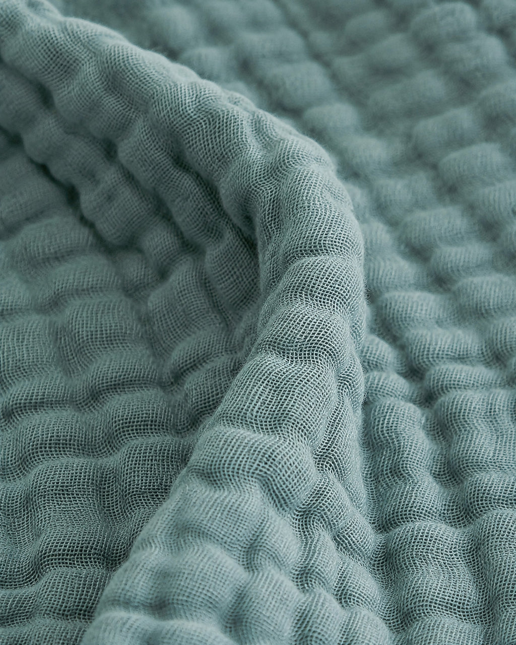 Four-Layer Cotton Gauze Throw, close-up on the bubble texture