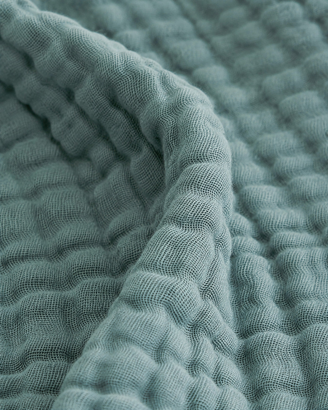 Four-Layer Cotton Gauze Throw, close-up on the bubble texture
