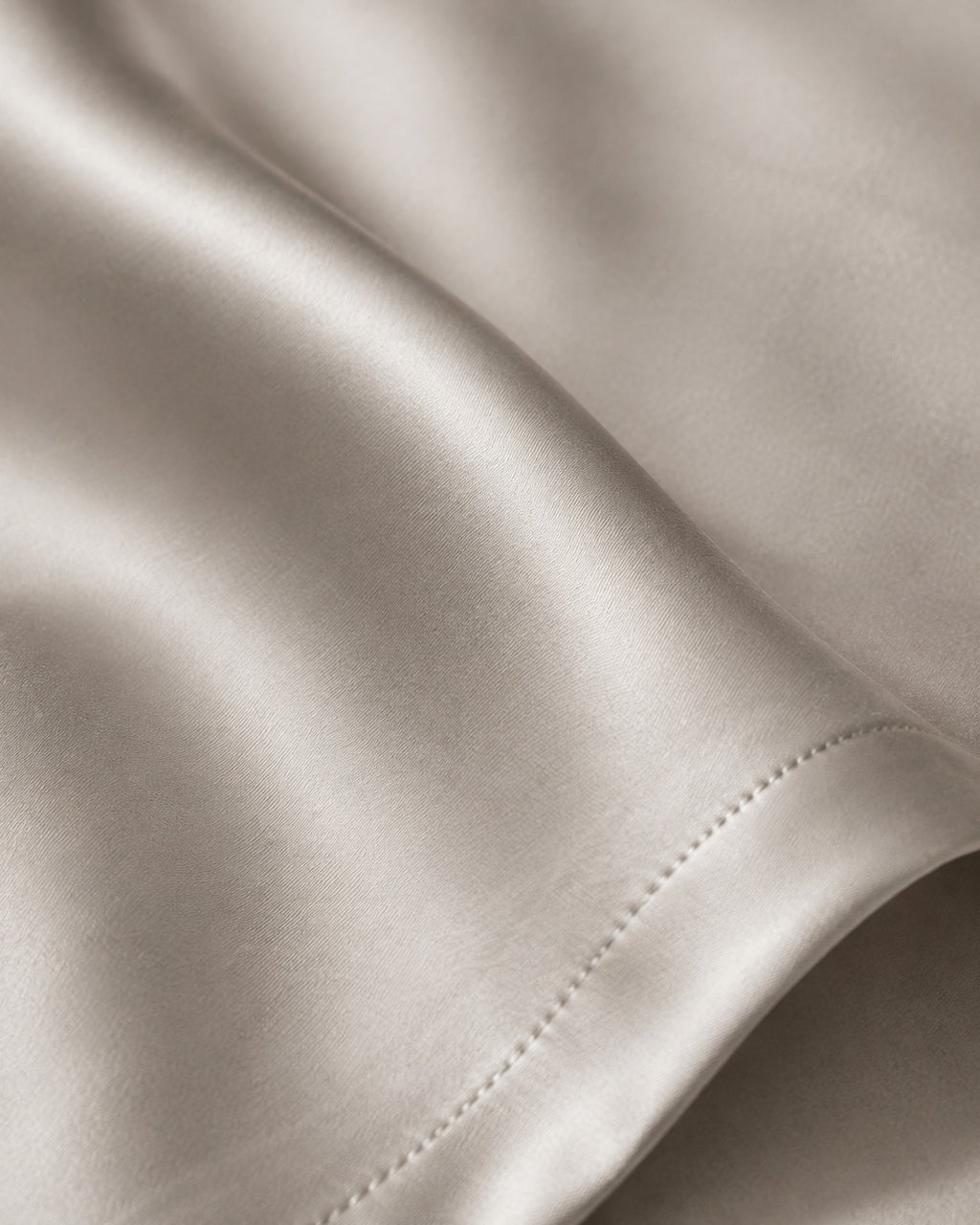 Sateen Duvet Set — close-up on a fold