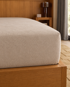 Textured Solid Fitted Sheet, close-up on the elasticated corner
